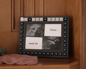 Mechanical Keyboard-Themed Picture Frame