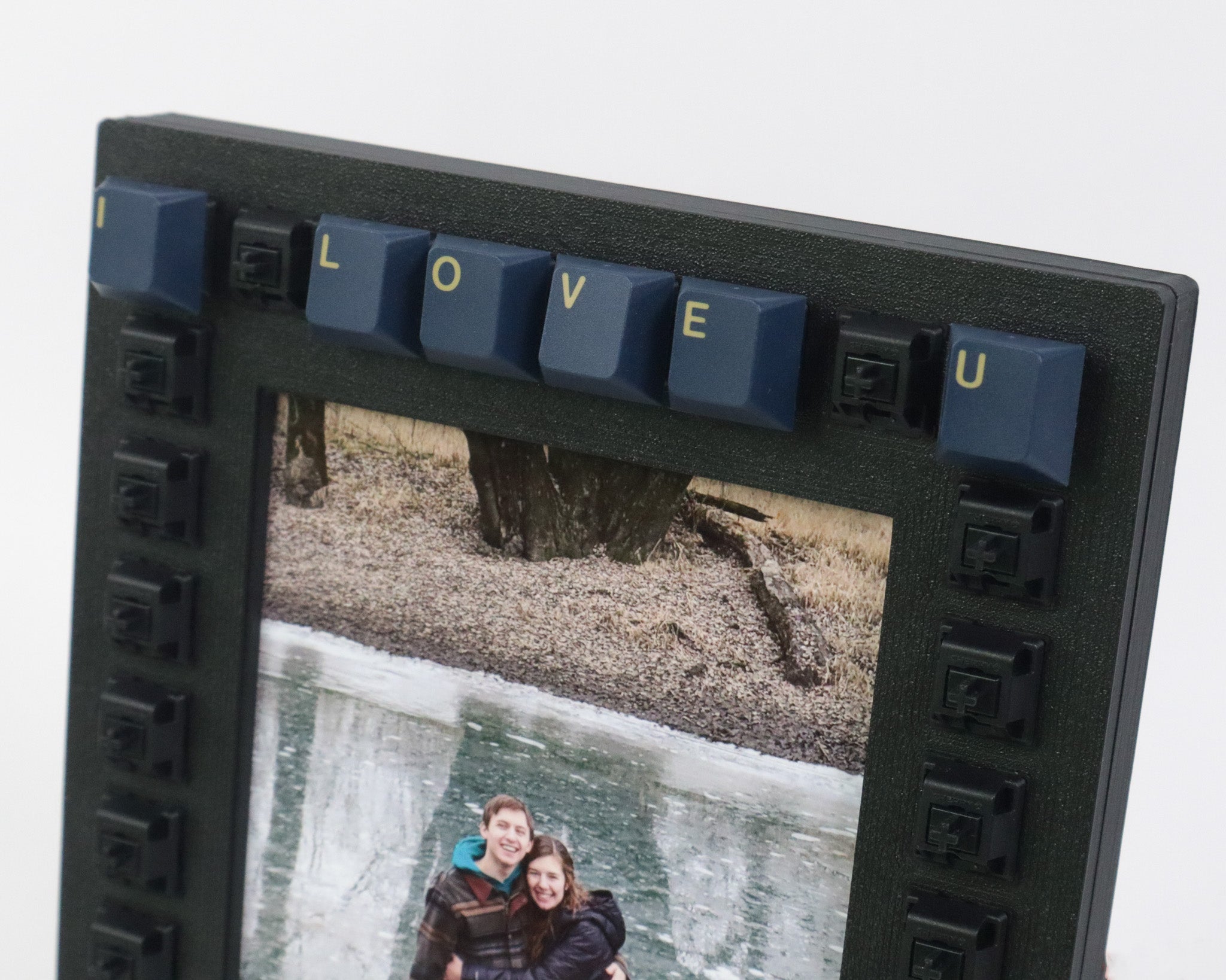 Mechanical Keyboard-Themed Picture Frame