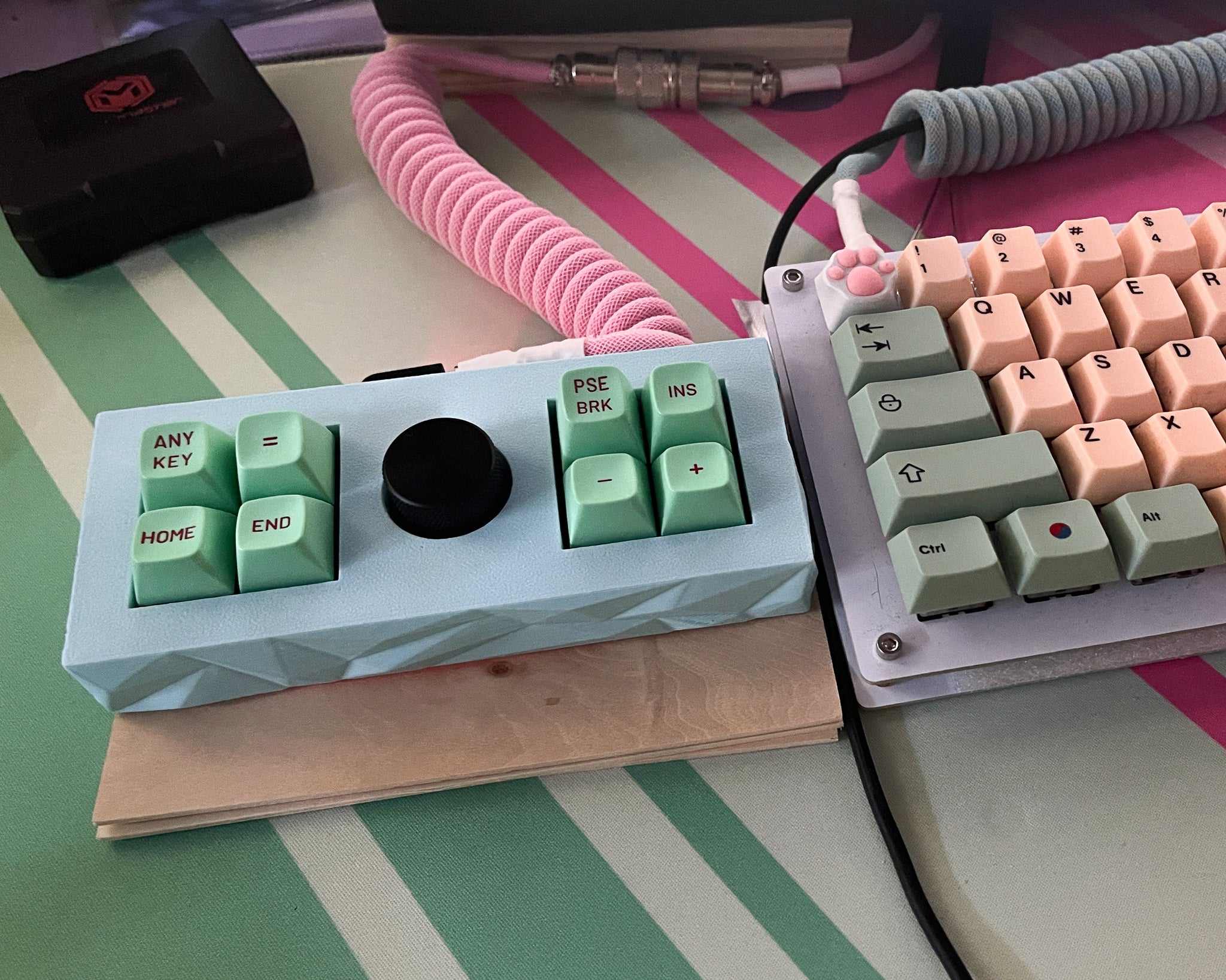 Pikatea Macropad R26 Desktop - Pikatea